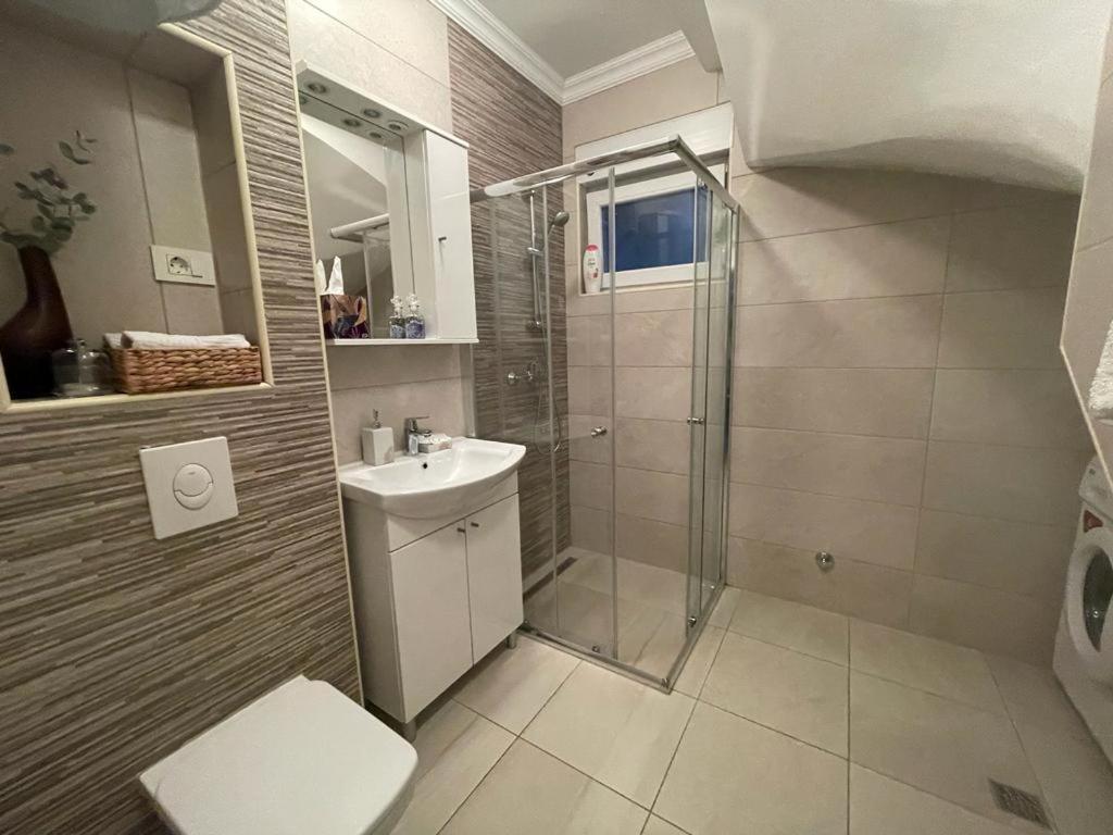Villa Tamara With Garden And River View - Free Private Parking - Garage Mostar Ngoại thất bức ảnh